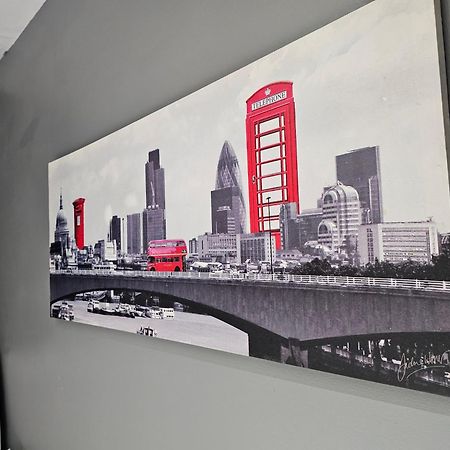 Umbrella Properties London Woolwich Екстериор снимка