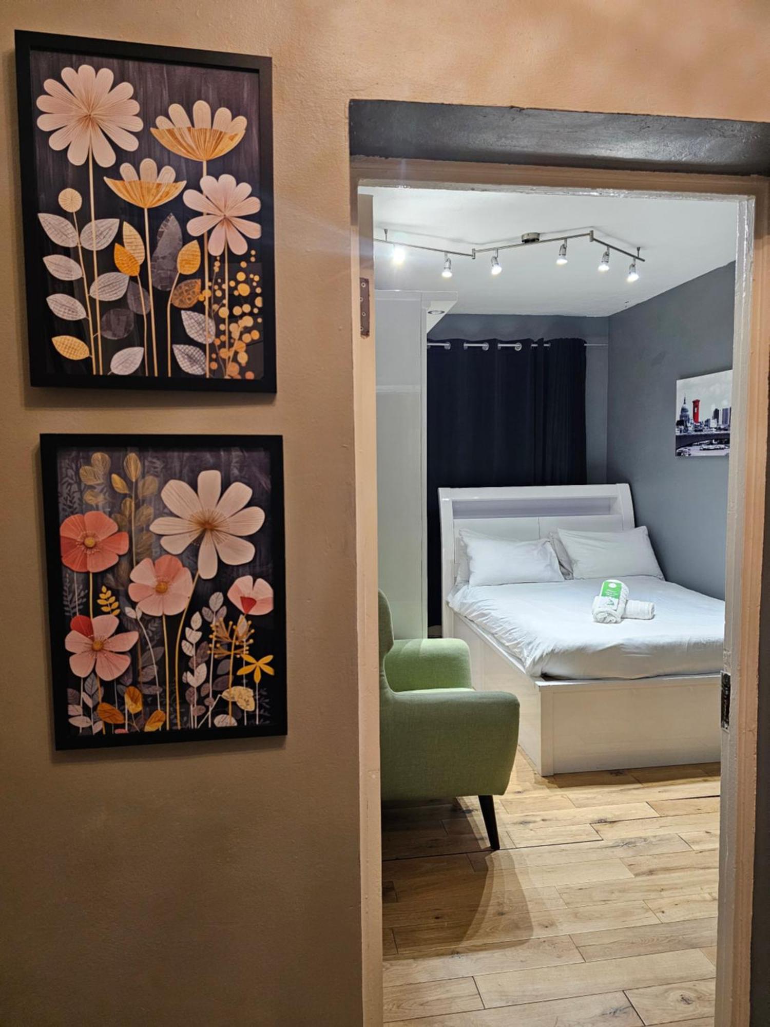 Umbrella Properties London Woolwich Екстериор снимка